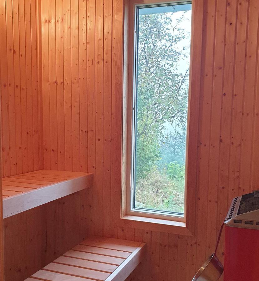 Gaeststuga I Vacker Natur, Bastu, Bubbelpool Sommartid Och Gratis Parkering Naera Ulricehamn Och Lassalyckan, Guesthouse With Nice View With Sauna And Free Parking Close To Dalsjoefors And Fishing Borås Eksteriør billede
